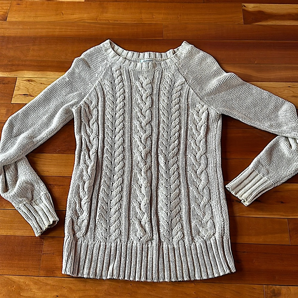 Old Navy Women’s Sweater